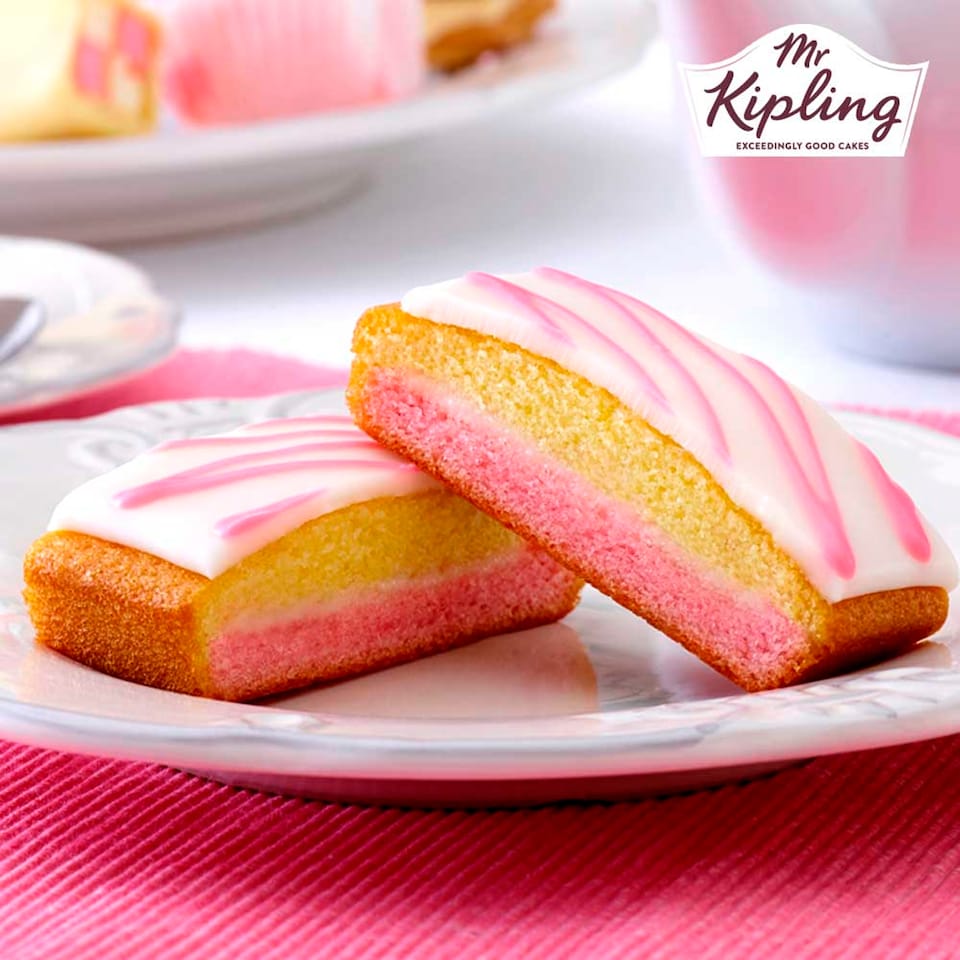 image 1 of Mr Kipling Angel Slices Vanilla Cake 6 Pack