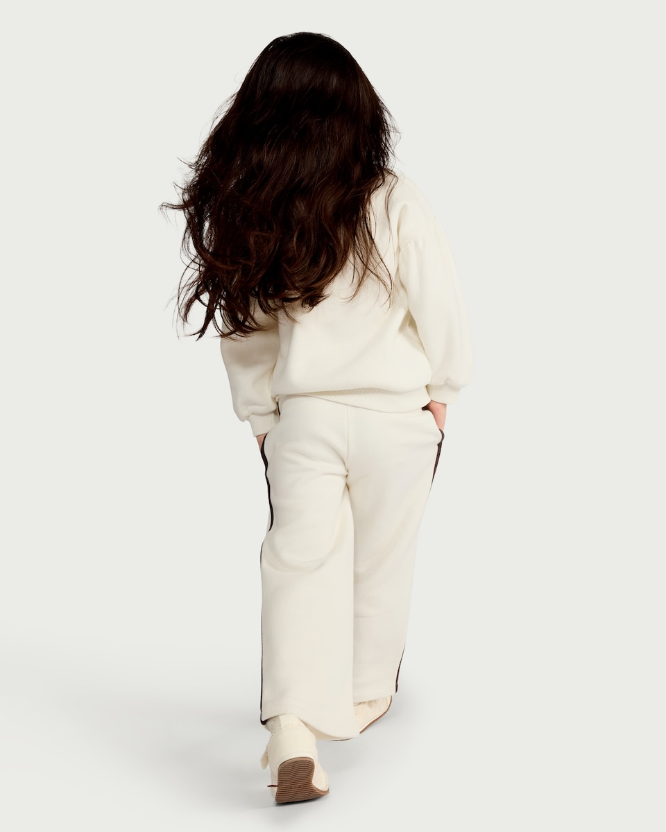 image 1 of F&F Girls Cotton Rich Cute Bear Sweatshirt and Joggers Set in Cream