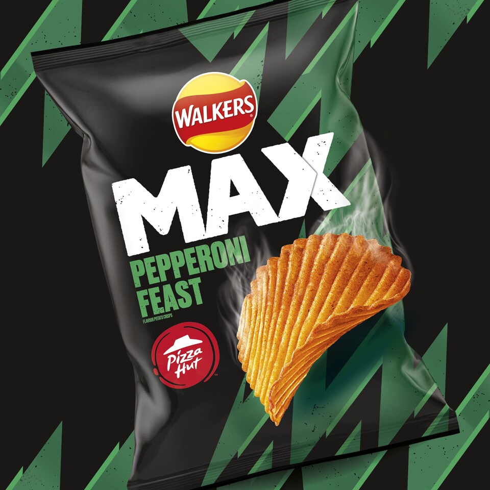 image 1 of Walkers Max Pizza Hut Pepperoni Feast Crisps 140G