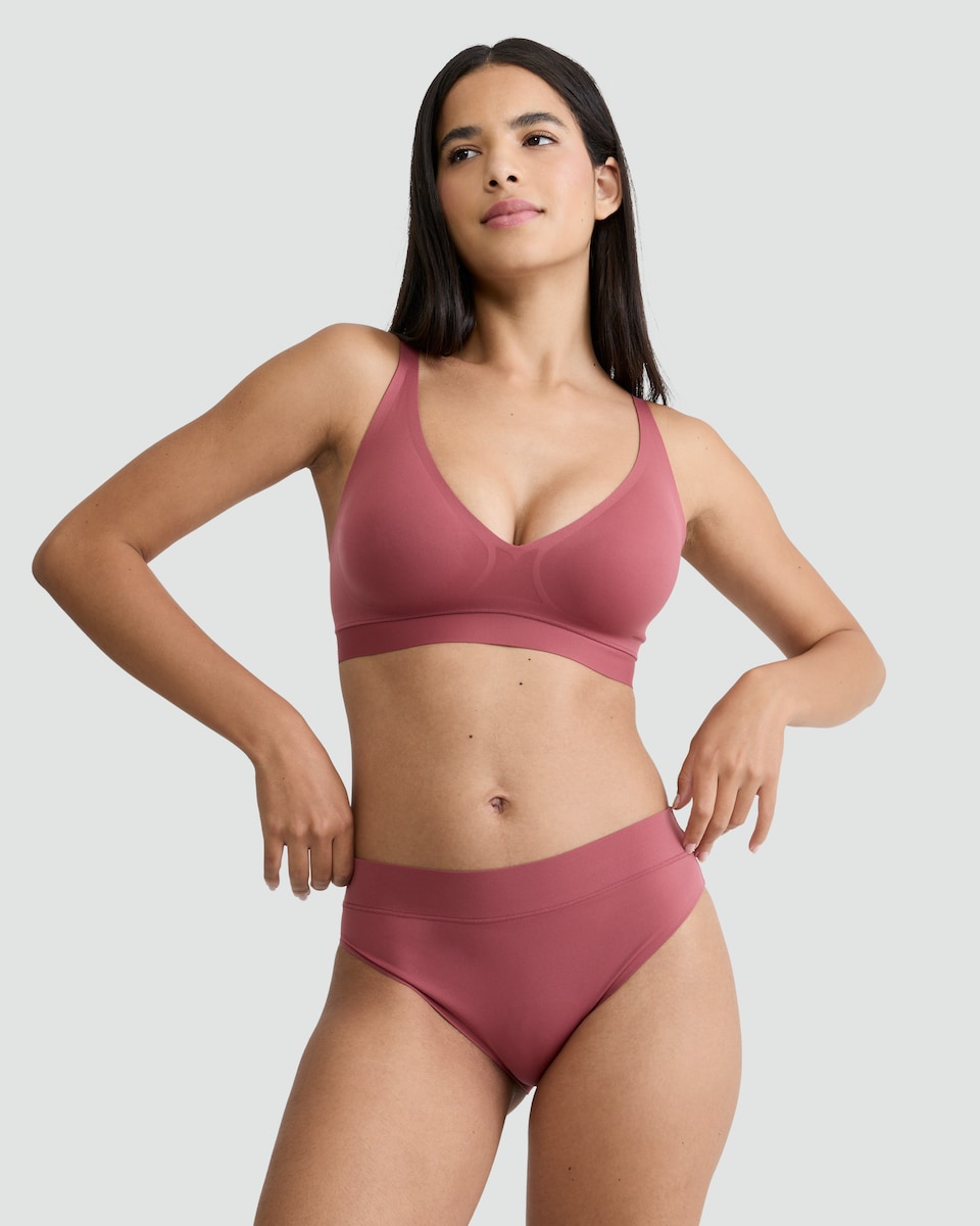 image 1 of F&F Contour Non Wired Seamfree Crop Top in Purple