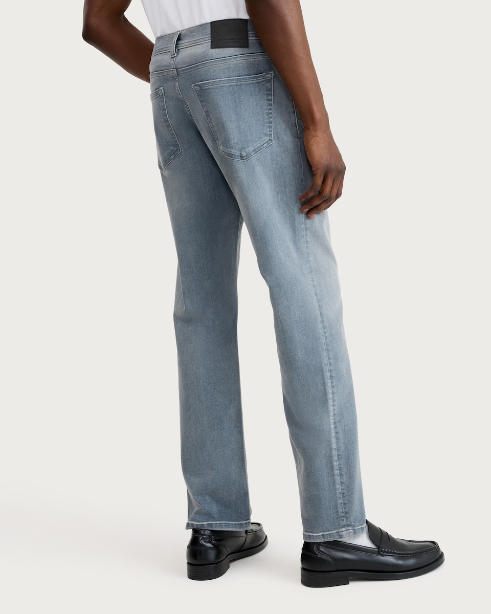 image 1 of F&F Straight Leg FREEFIT® Jeans in Grey