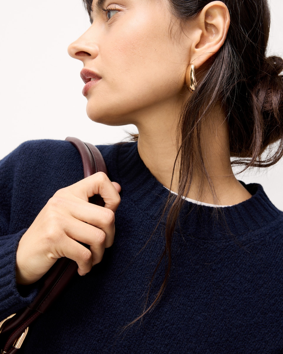 image 1 of F&F Knitted Cropped Jumper in Navy