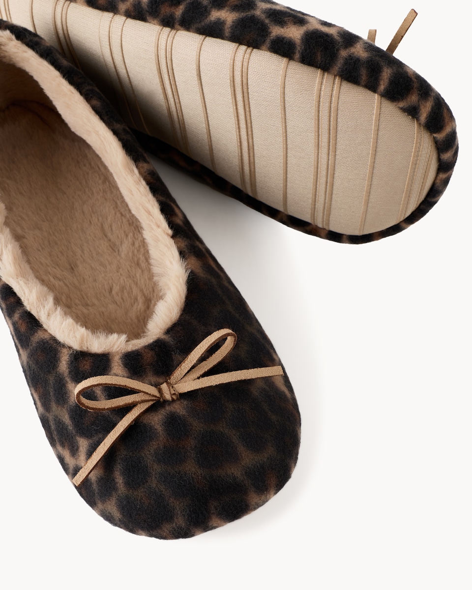 image 1 of F&F Leopard Print Faux Fur Lined Slippers in Neutral