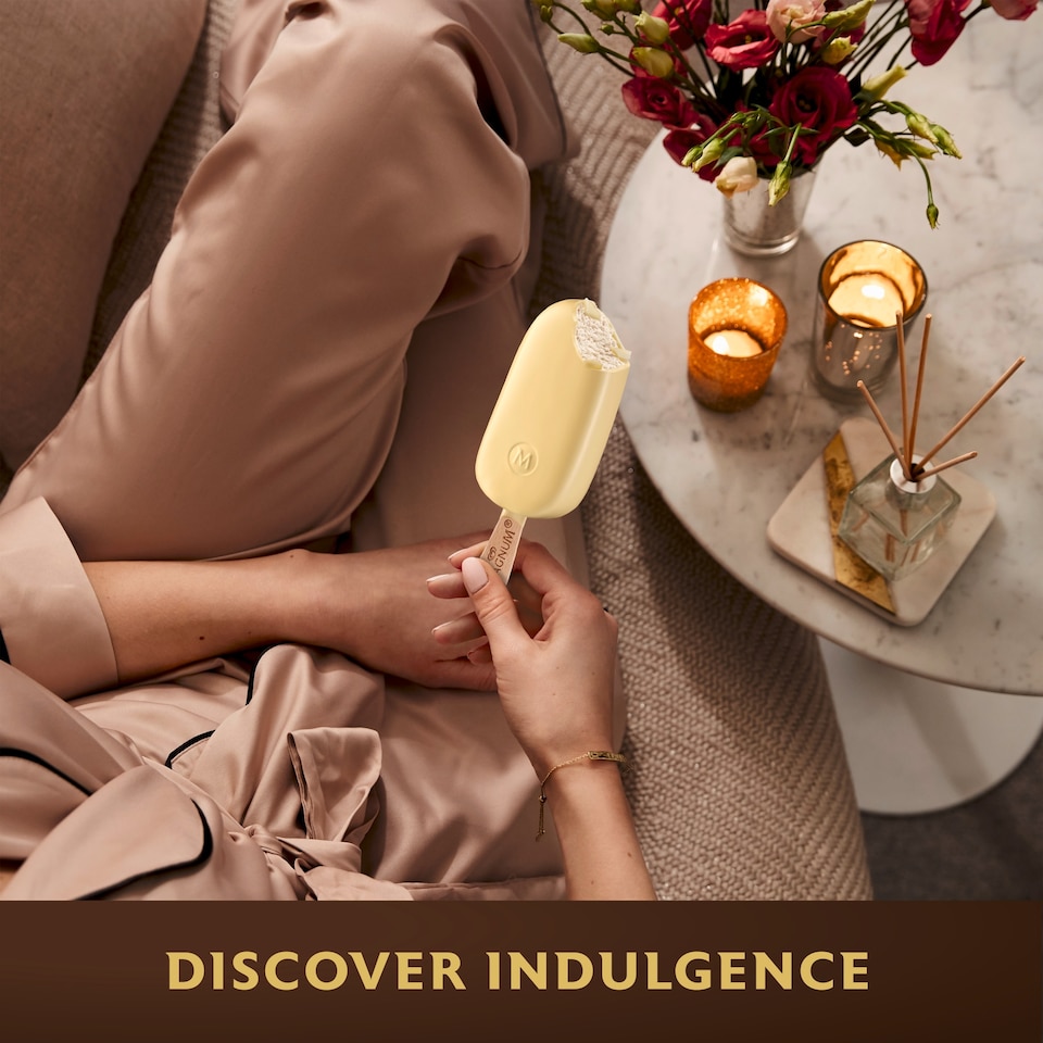 image 1 of Magnum White Chocolate Ice Cream Sticks 3x100ml