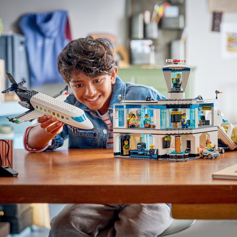 LEGO® City 60502 Repülőtér egy repülőgéppel  1. kép