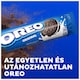 image 2 of OREO Original Vanilla Sandwich Cookies suitable for vegetarians 14 cookies 154 g