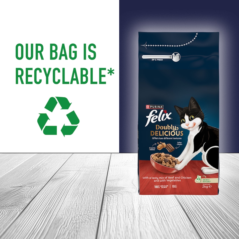 image 1 of FELIX Doubly Delicious Beef Chicken & Vegetables Dry Cat Food 2kg