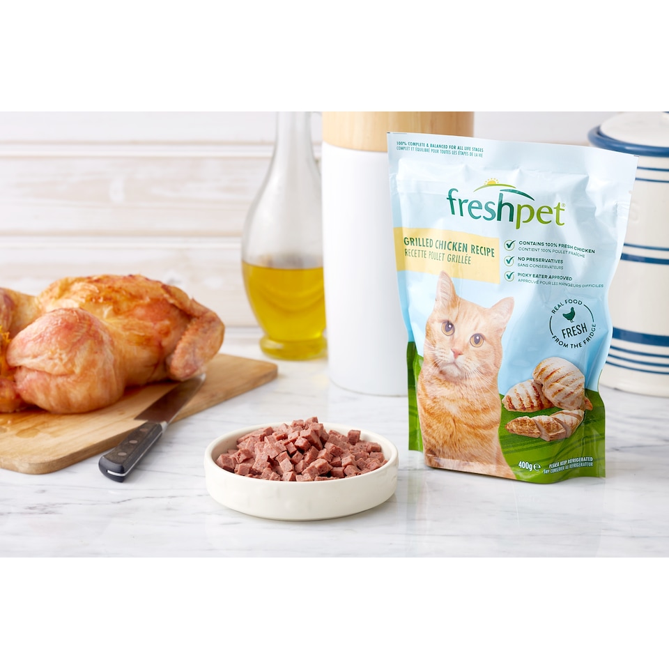 image 1 of Freshpet Grilled Chicken Recipe Cat Food 400g