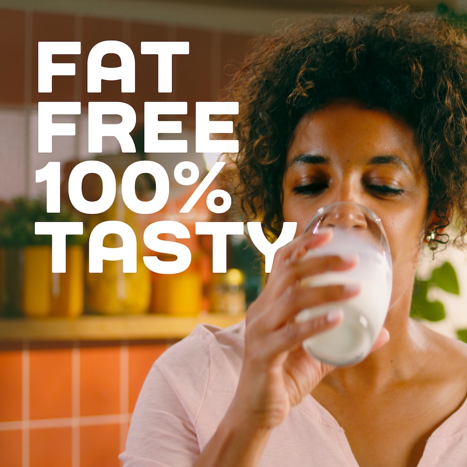 image 1 of Arla BOB Skimmed Milk 2L Tastes like Semi Skimmed