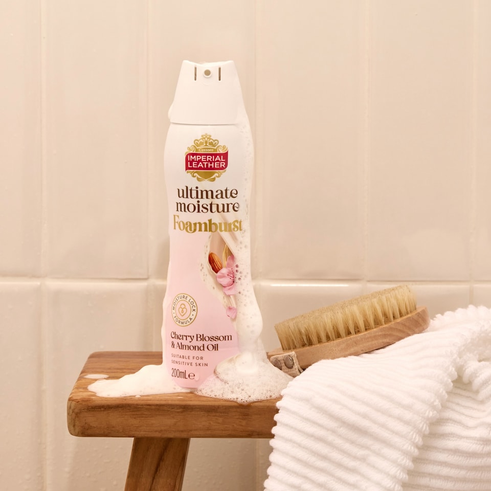 image 1 of IMPERIAL LEATHER ULTIMATE MOISTURE FOAMBURST CHERRY BLOSSOM & ALMOND 200ML