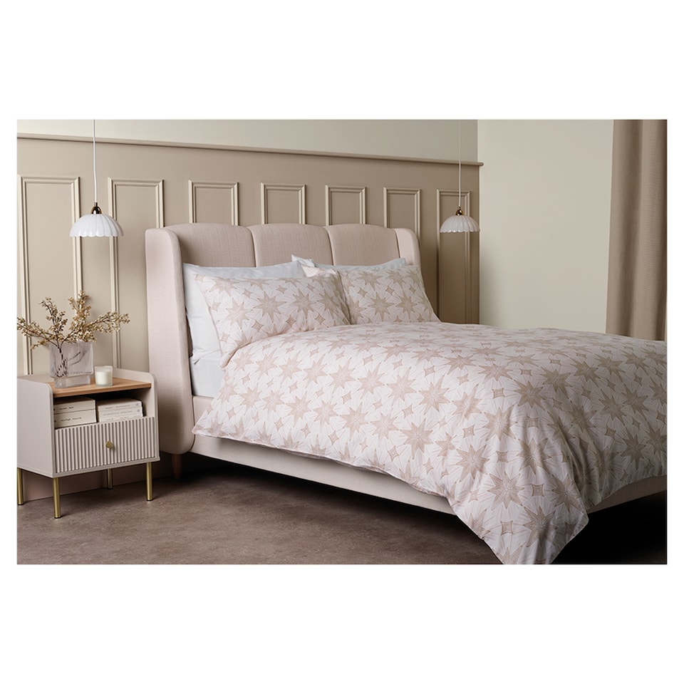 F&F Home Star Print 200 Thread Count Cotton Sateen Duvet Set Super King