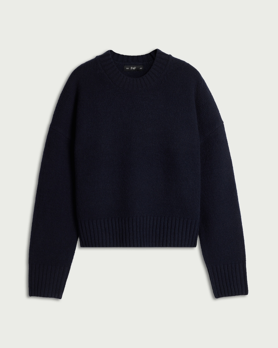 image 1 of F&F Knitted Cropped Jumper in Navy