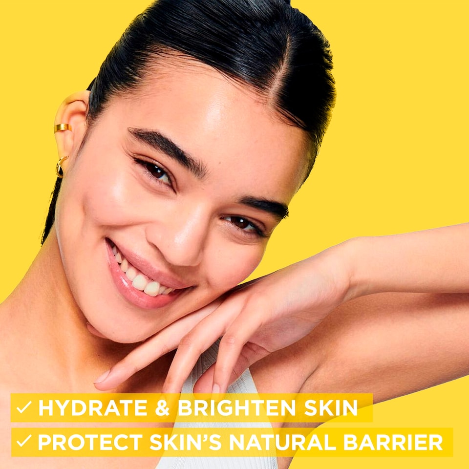 image 1 of Garnier Skinactive Brightening Vitamin C Cream Cleanser 250ml