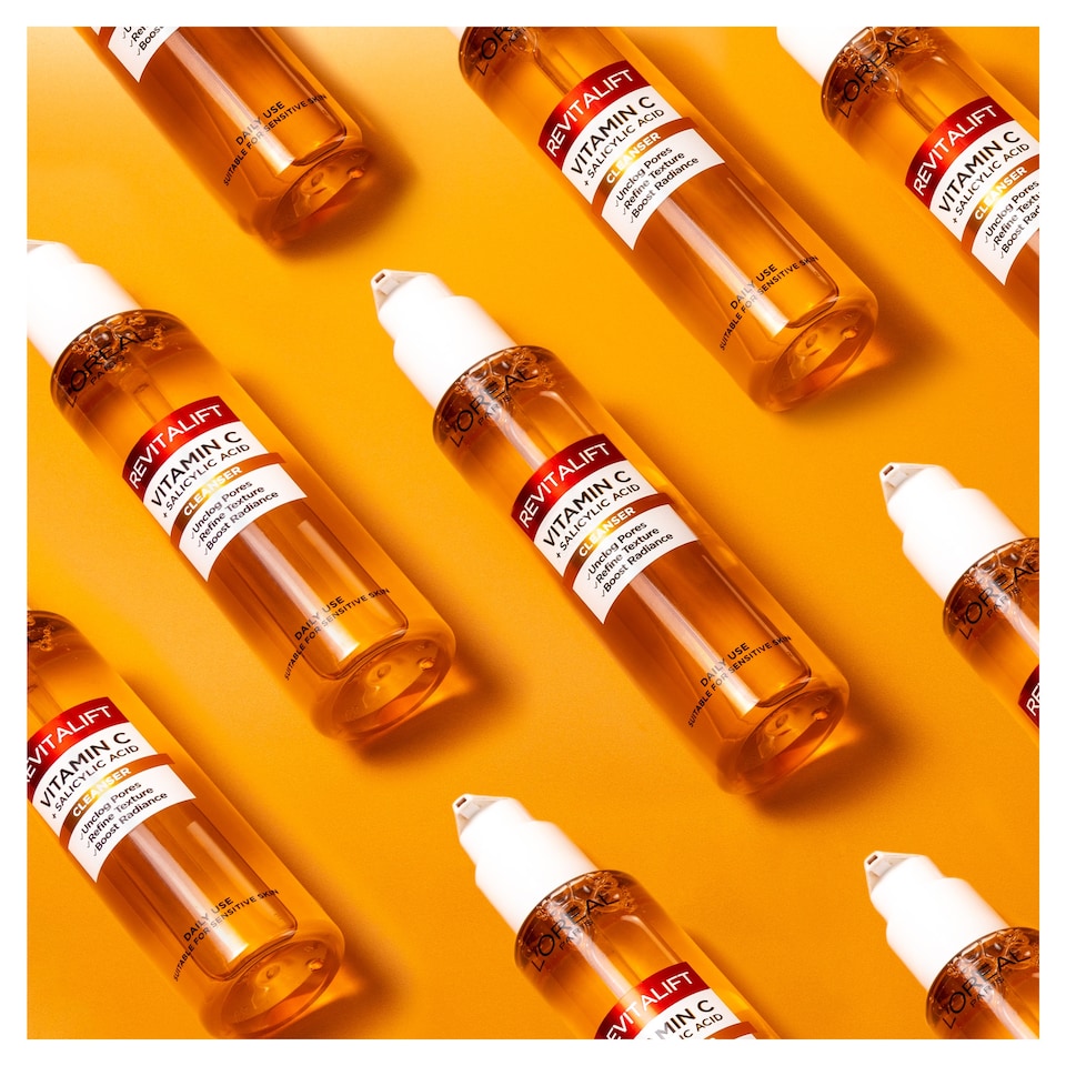 image 1 of L'Oreal Paris Revitalift Clincal Vitamin C Refining Foam Cleanser 150ml