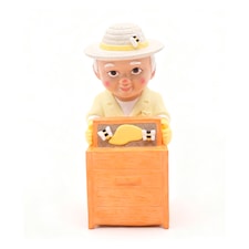 TESCO OUTDOOR BEEKEEPER GNOME