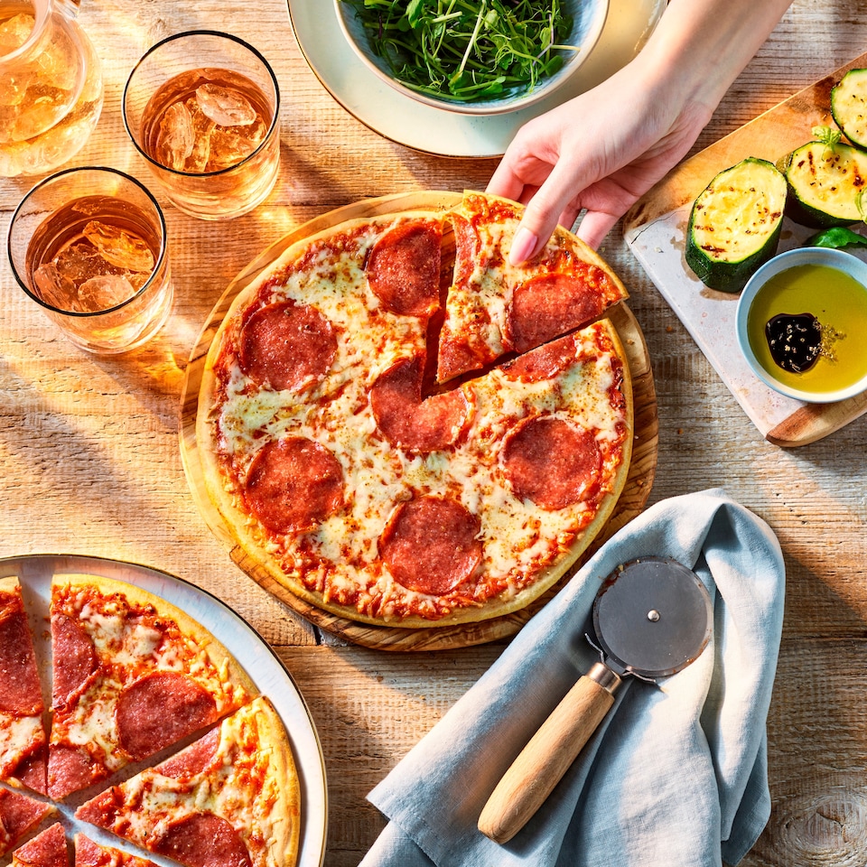 image 1 of Dr. Oetker Ristorante Gluten Free Pepperoni-Salame Pizza 332g