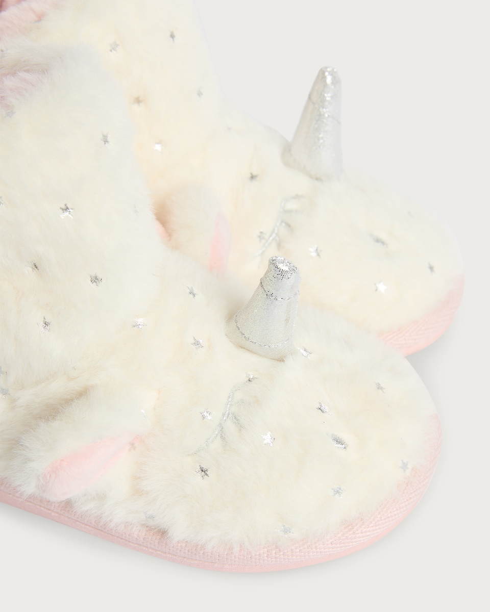 image 1 of F&F Girls Fluffy Unicorn Star Print Boot Slippers in Multi