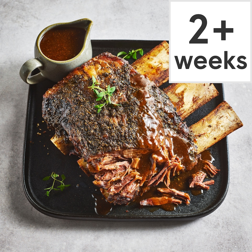 37. Tesco Finest Slow Cooked Beef Rib with a Red Wine & Roasted Garlic Gravy 1.584kg (Serves 6)