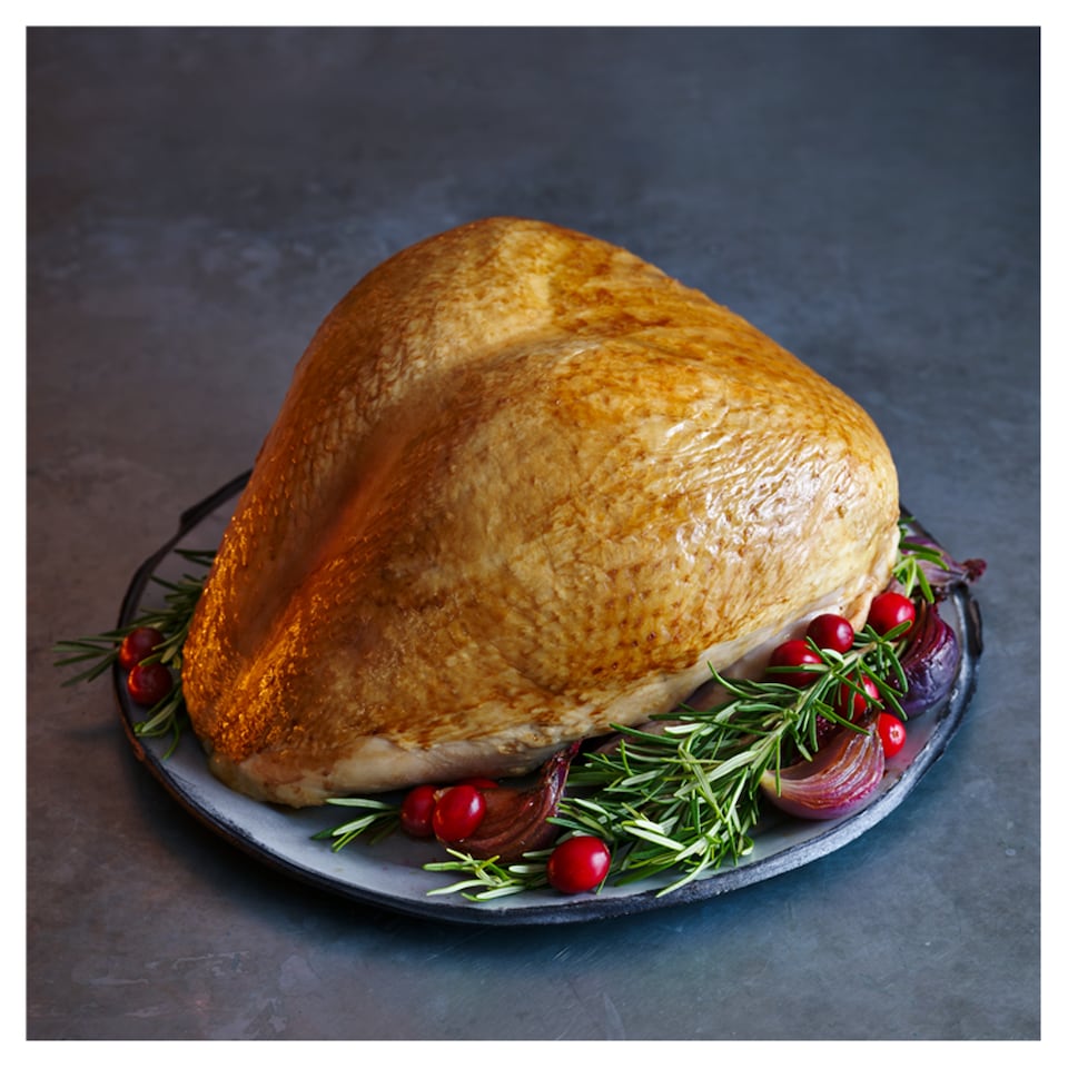 33. Tesco Turkey Crown Large 3.2kg-4.09kg (Serves 12-15)