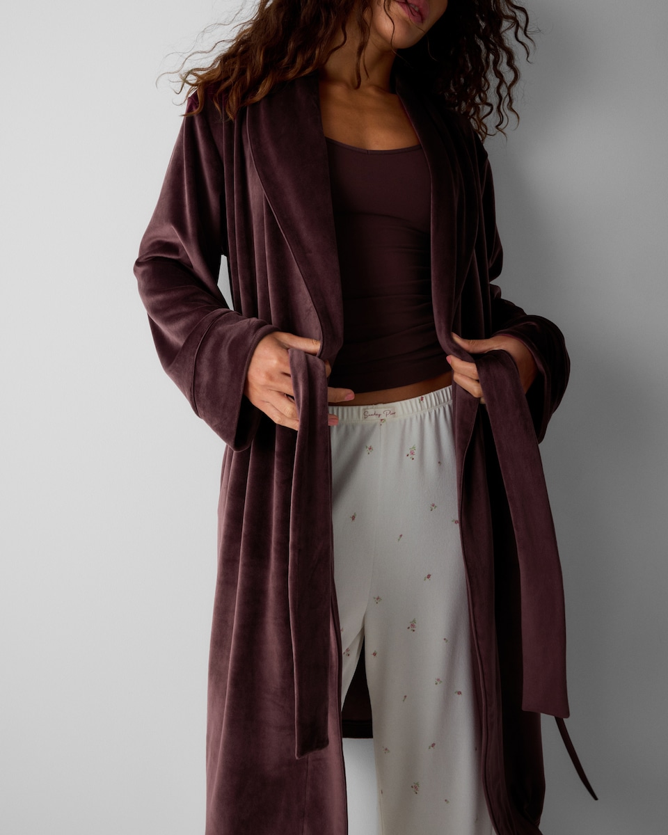 image 1 of F&F Fleece Belted Dressing Gown in Burgundy