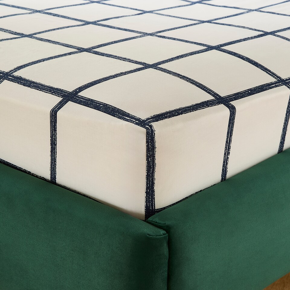 Silentnight Healthy Growth Football Grid Fitted Sheet Single