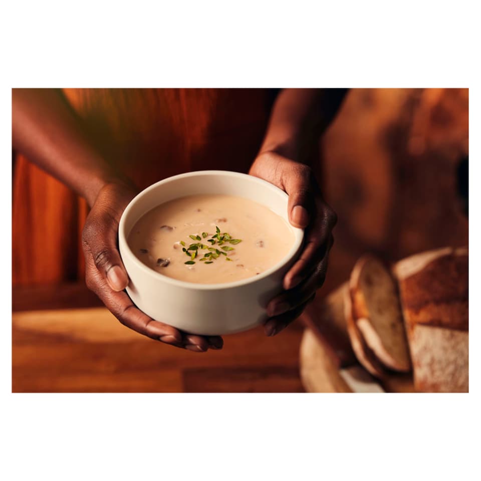image 1 of Heinz Cream Of Mushroom Soup 400G