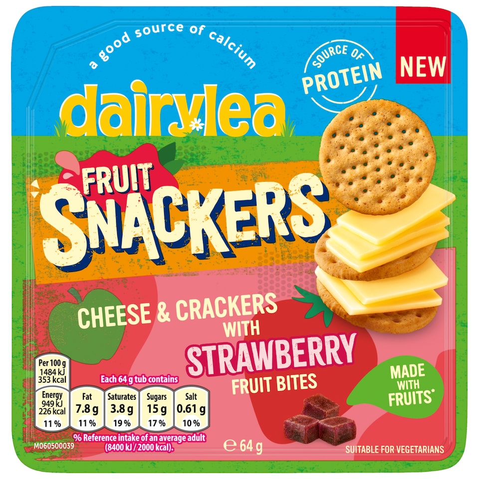 Dairylea Fruit Snackers Cheese & Crackers with Strawberry Fruit Bites 64g