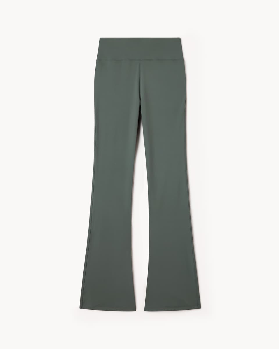 F&F Active ULTRASTRETCH Flared Leggings in Green