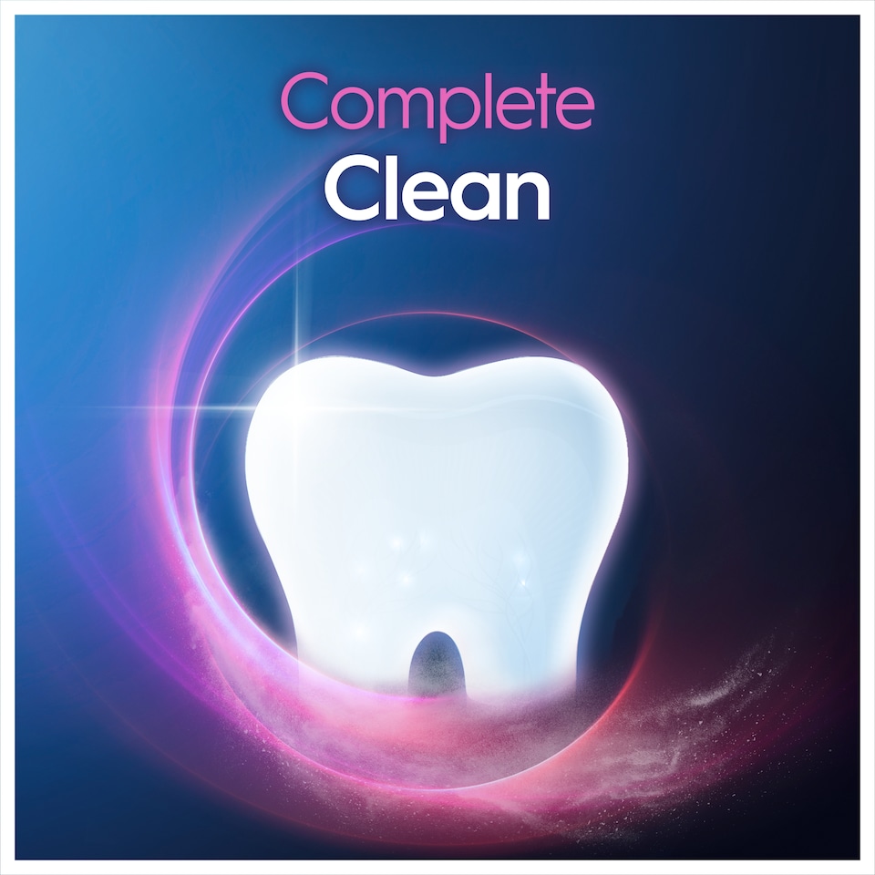 image 1 of Oral-B Complete Extra White Toothpaste Clean Mint 125ml