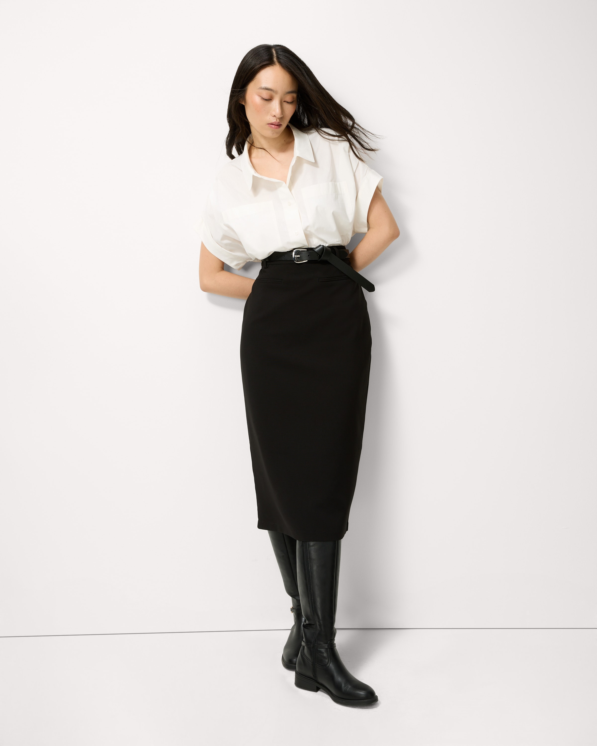 F&F Tailored Pencil Midi Skirt in Black