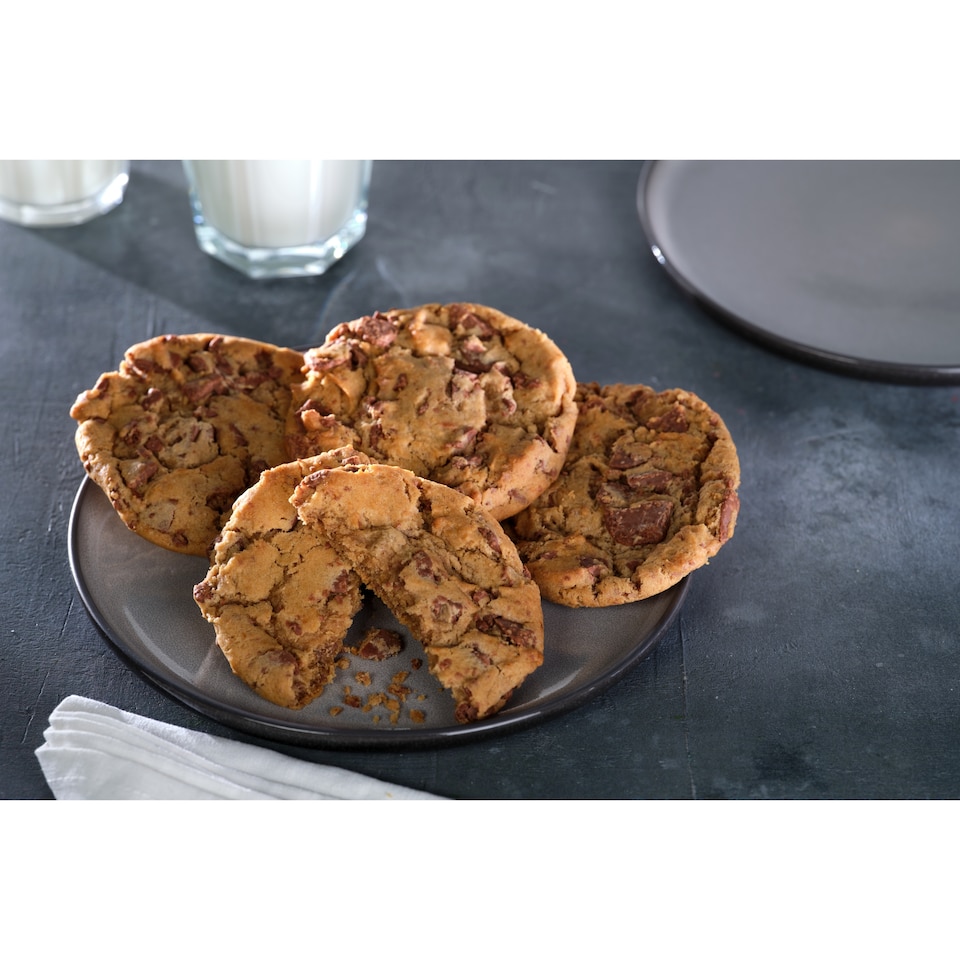 image 1 of Tesco Finest Belgian Milk Chocolate Cookies 4 Pack