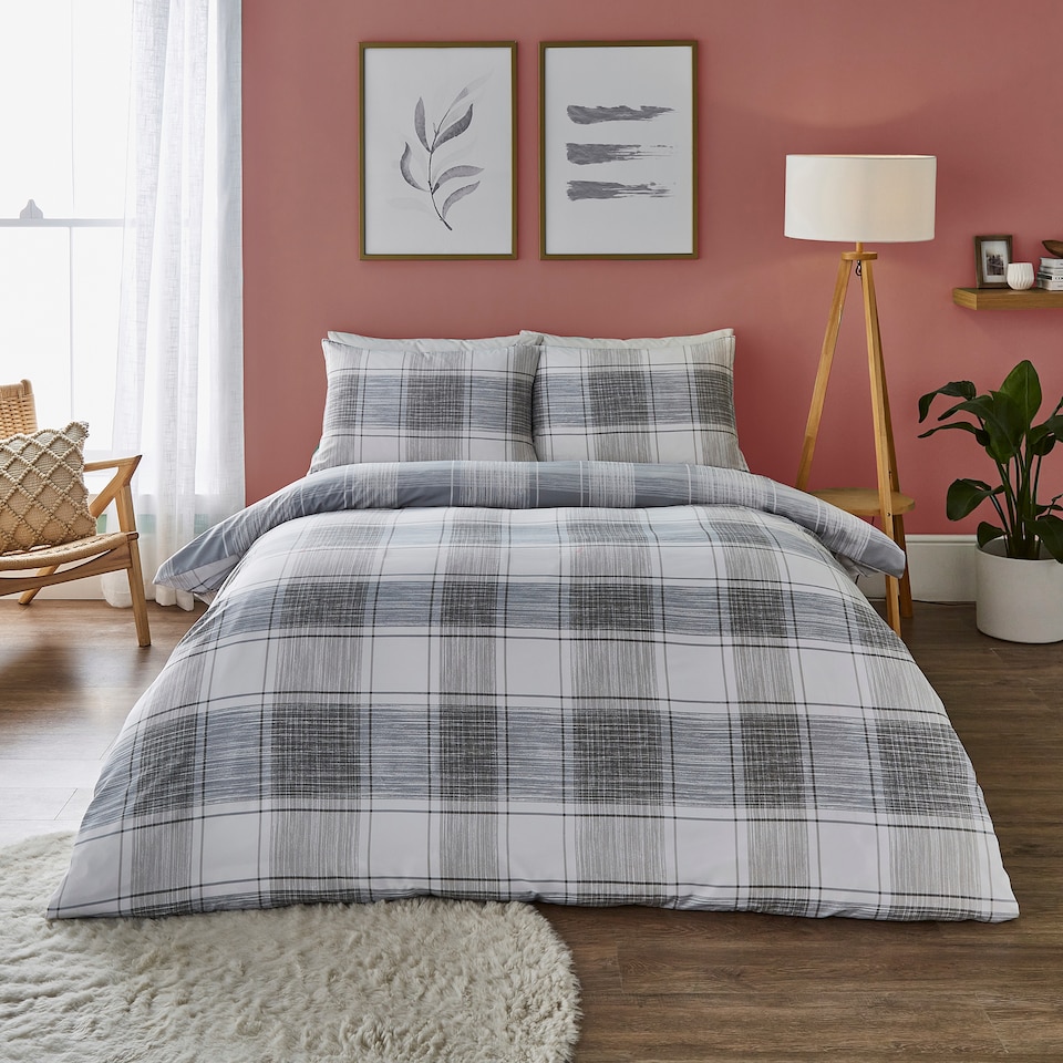 image 1 of Silentnight Supersoft Check Duvet Set Double