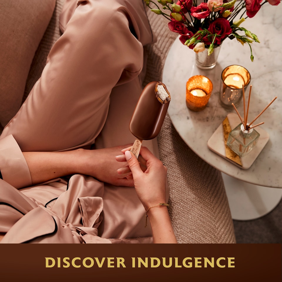 image 1 of Magnum Mini Double Chocolate & Caramel Ice Cream Sticks 6x55ml