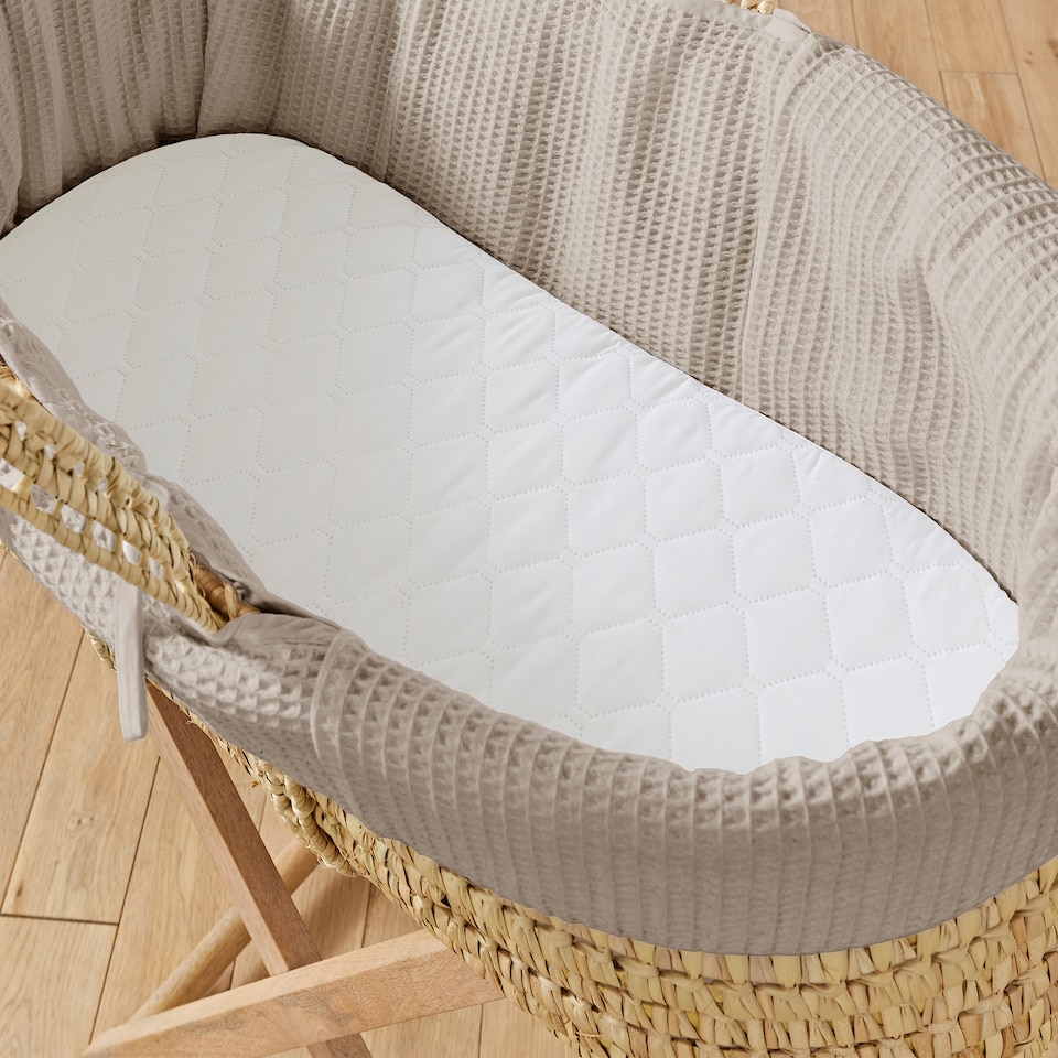 image 1 of Silentnight Water Proof Moses Basket Mattress Protector