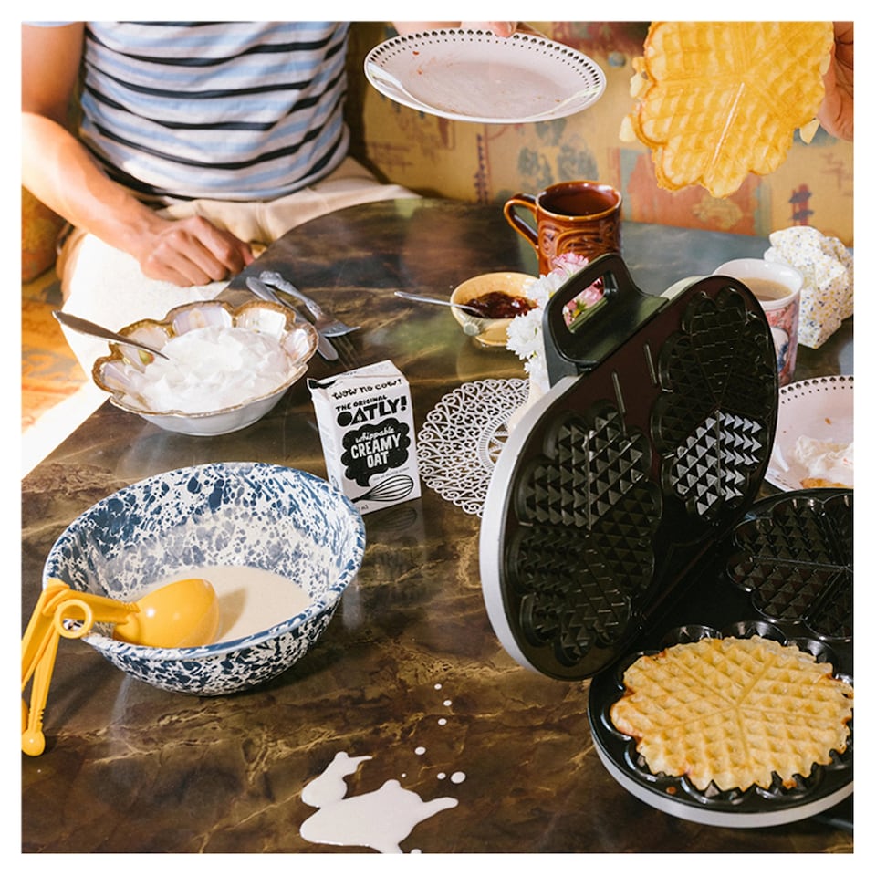 image 1 of Oatly Whippable Creamy Oat 250Ml