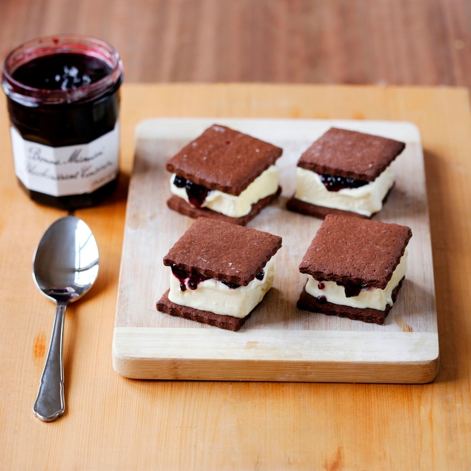 image 1 of Bonne Maman Blackcurrant Conserve 370G