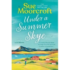 The Skye Sisters Trilogy (1) UNDER A SUMMER