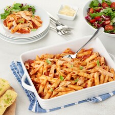 Tesco Chicken & Tomato Pasta Bake 1.5Kg - Tesco Groceries