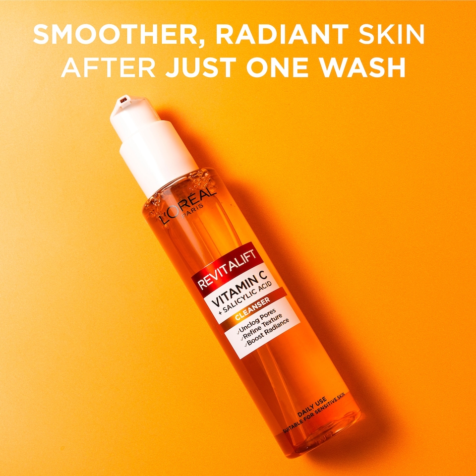 image 1 of L'Oreal Paris Revitalift Clincal Vitamin C Refining Foam Cleanser 150ml