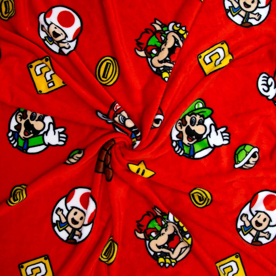 image 1 of SUPER MARIO CIRCLES FLEECE BLANKET