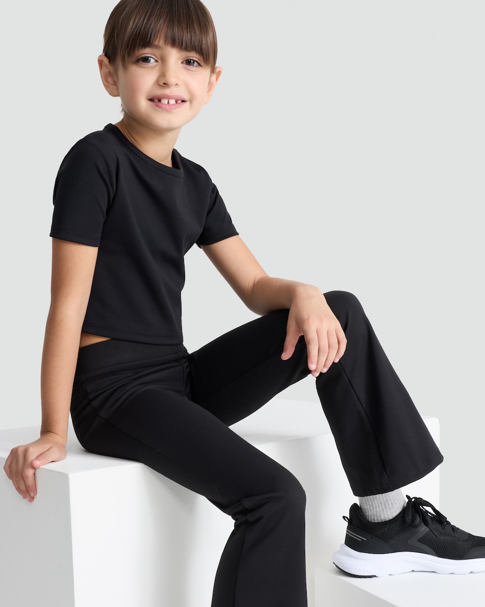 image 1 of F&F Active Cropped Short Sleeved T-Shirt in Black