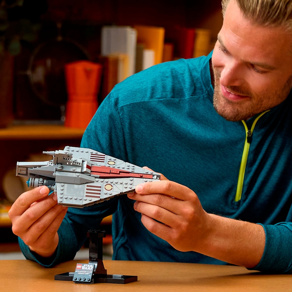 Obrázek 1 pro produkt LEGO Star Wars 75404 Útočná loď třídy Acclamator