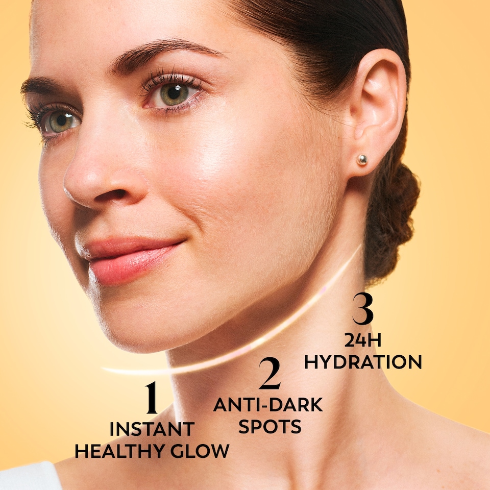 image 1 of Olay Vitamin C Brighten & Glow 3in1 Moisturising Fluid SPF50 50ml