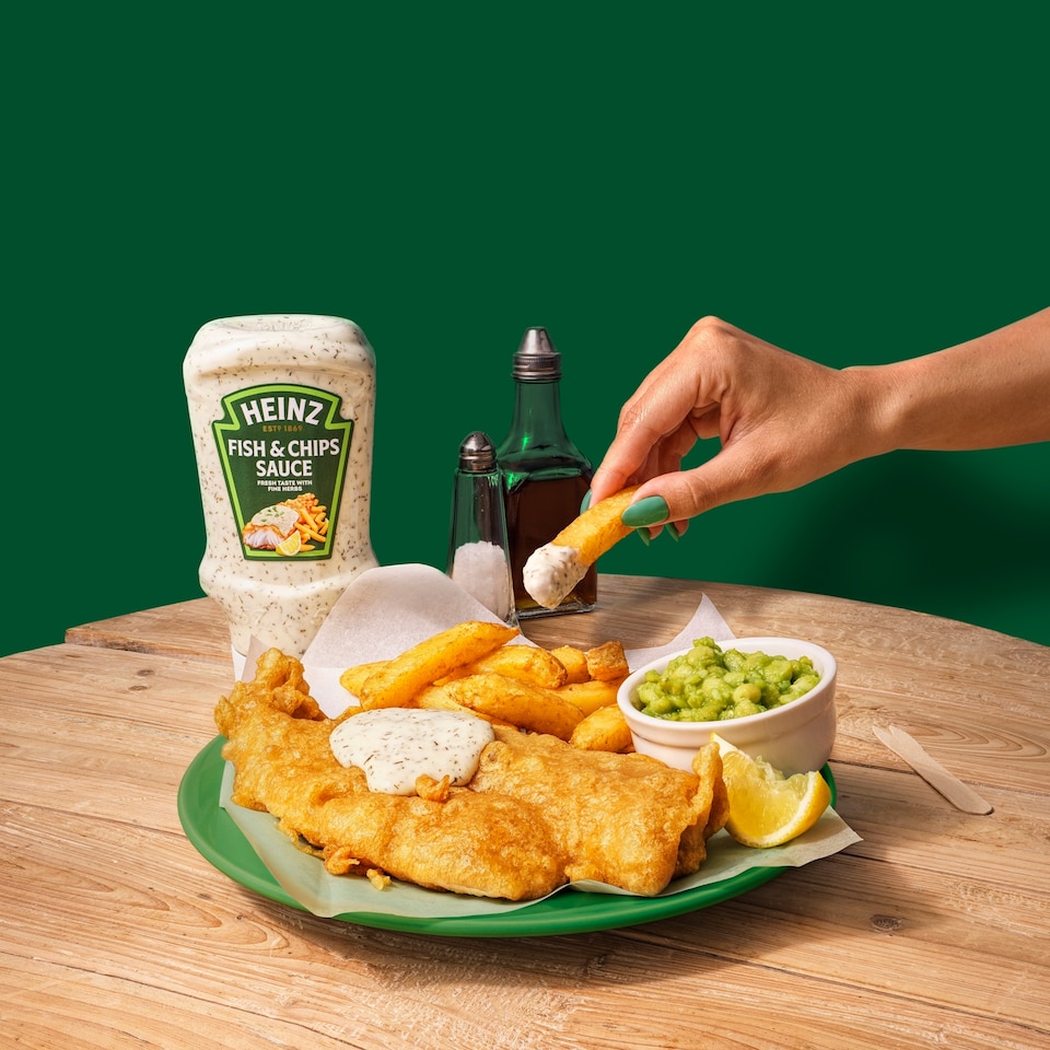 image 1 of Heinz Fish and Chips Tartare Style Sauce 400g