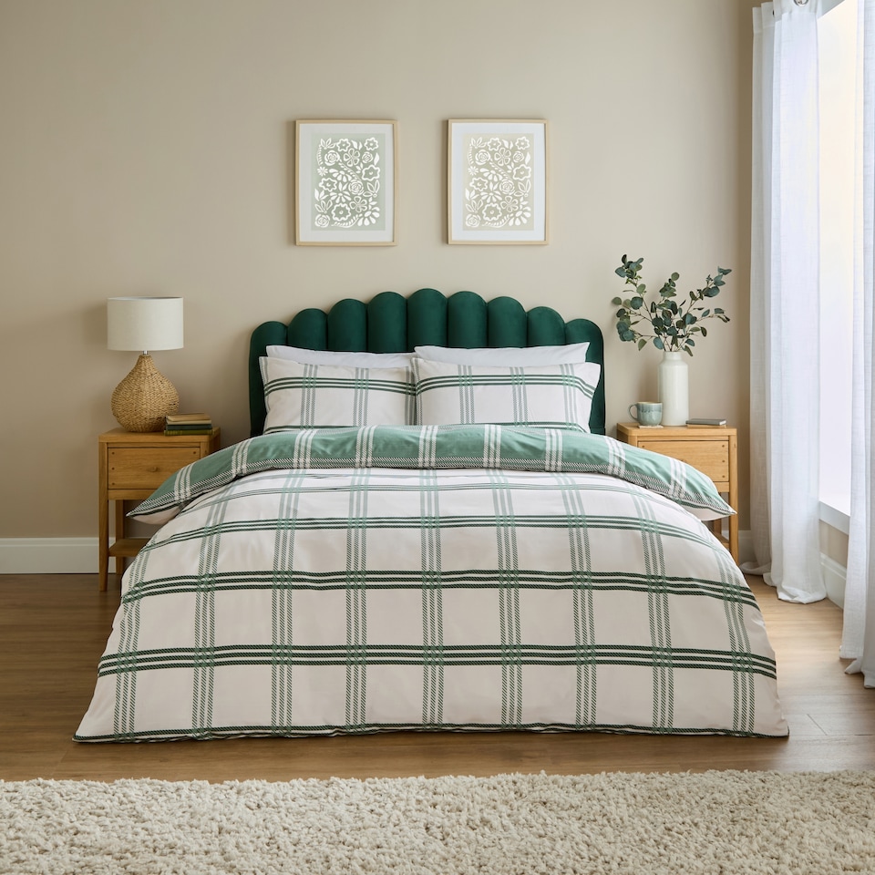 image 1 of SILENTNIGHT GREEN CHECK SUPERSOFT DUVET SET DOUBLE
