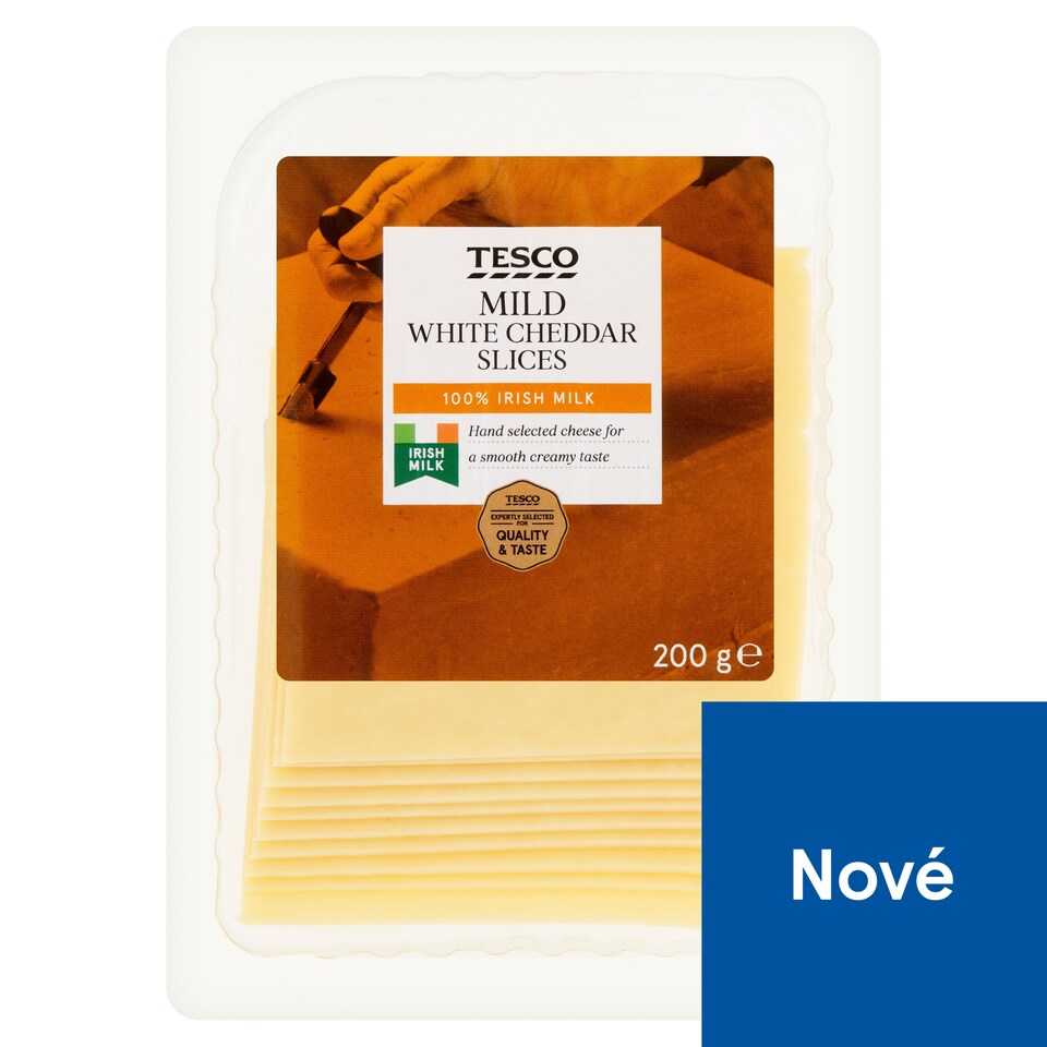 Tesco Přírodní zrající plnotučný tvrdý sýr cheddar plátky 200g
