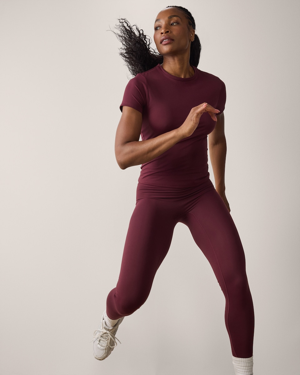 image 1 of F&F Active EVERYHOUR High Waisted Leggings in Burgundy