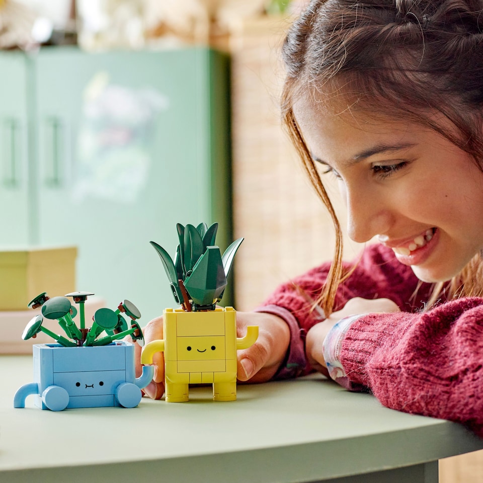 LEGO Botanicals 10349 Mosolygós növények  1. kép