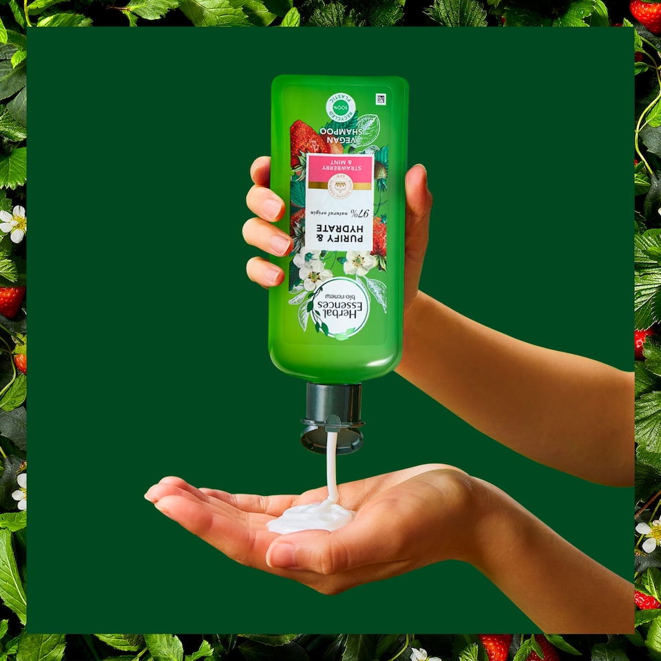 image 1 of Herbal Essences Bio. Renew Strawberry Shampoo 400Ml