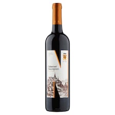 Víno Nitra Selection Cabernet Sauvignon Slovak Quality Dry Red Wine D.S.C. 0.75 L